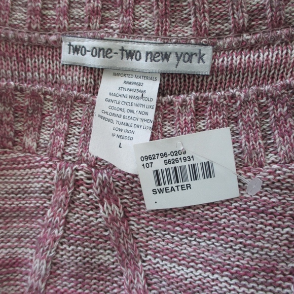 NWT - 212 New York sweater - sz L - Picture 2 of 3
